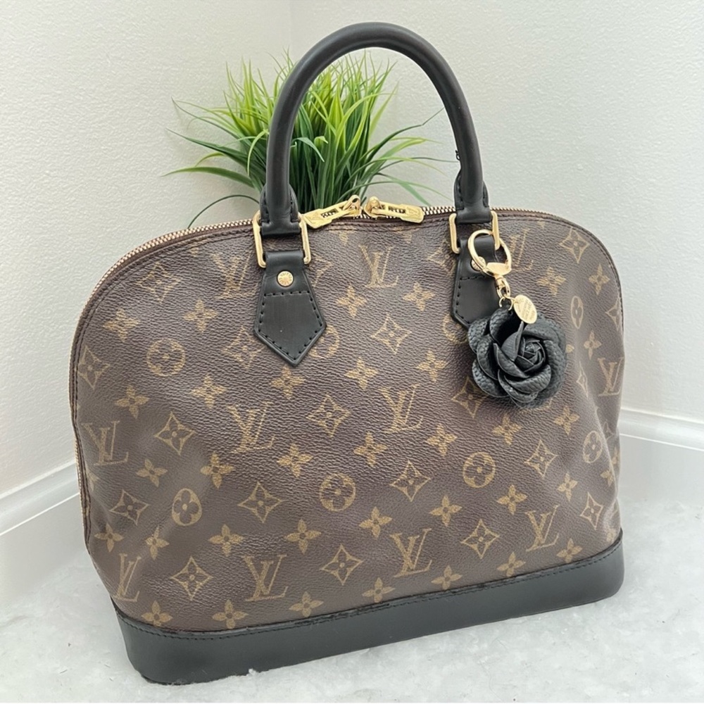 ✅AUTHENTIC✅LOUIS VUITTON ALMA PM
